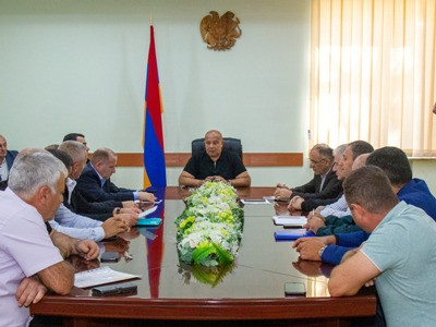 Տավուշի մարզպետարանում քննարկվել է աղետի գոտում գյուղատնտեսության ոլորտում բնակչության վնասի փոխհատուցման հարցը