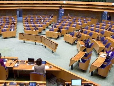 Парламент Нидерландов принял резолюции по охране культурного наследия в Арцахе и освобождению пленных