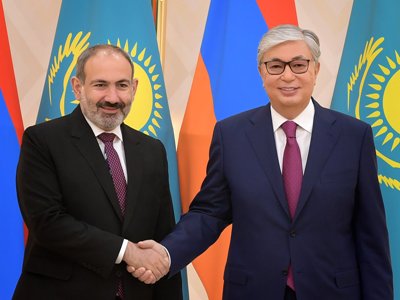 Փաշինյանն ու Տոկաևը քննարկել են տարածաշրջանային օրակարգի հարցեր