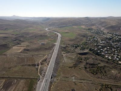 Հյուսիս-հարավ ճանապարհի Լանջիկ-Գյումրի հատվածի աշխատանքներն ավարտական փուլում են (վիդեո)