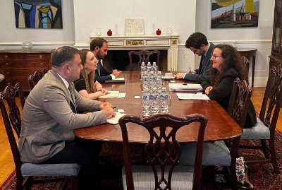 Լիլիթ Մակունցը Թամարա Ուիթթեսին ներկայացրել է խաղաղության գործընթացում արձանագրված վերջին զարգացումները