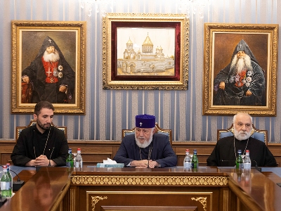 Католикос всех армян принял представителей Ватикана и Всемирного совета церквей