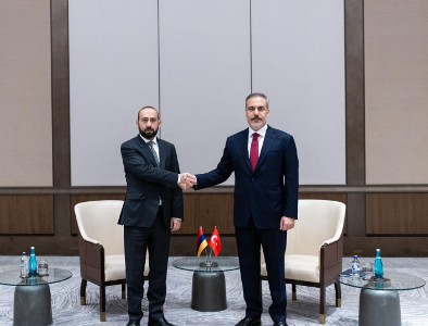 Ստամբուլում կայացել է Միրզոյան-Ֆիդան հանդիպումը. հայտնի է ինչ են քննարկել