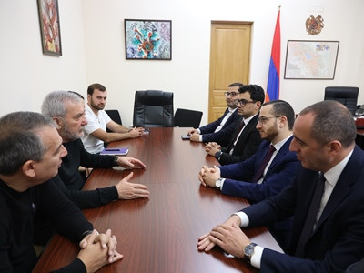 Մխիթար Հայրապետյանը Ռազմարդյունաբերության կոմիտեի նորանշանակ նախագահի հետ հյուընկալվել է ԱԺ մշտական հանձնաժողովում