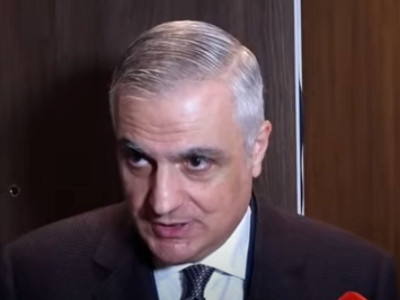 «Իսկ դուք ճշտե՞լ եք, թե Ադրբեջանում այս գործընթացը որ փուլում է, դե ճշտեք ուրեմն». Մհեր Գրիգորյանը՝ լրագրողներին
