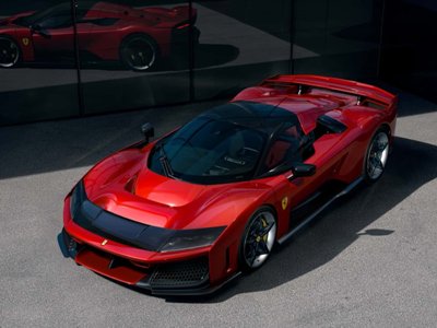 Ferrari представила новое спортивное купе F80