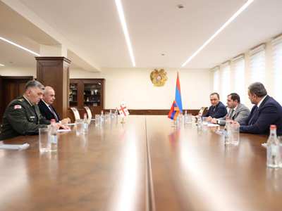 Armenia minister, Georgia envoy discuss defense cooperation