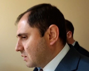 Папикян: Вопрос ухода азербайджанцев с оккупированных территорий находится в дипломатической сфере