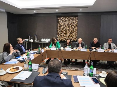 Պապոյանի և Անահիտ Ավանեսյանի մասնակցությամբ կայացել է բաց քննարկում առողջապահական զբոսաշրջության զարգացման վերաբերյալ