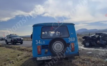 Գեղարքունիքում բախվել են «ՎԱԶ 2110»-ն ու «ՈւԱԶ»-ը․ վերջինը հայտնվել է դաշտում․ կան վիրավորներ