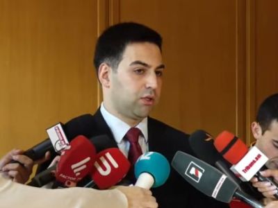 «Բիզնեսմենները Աննա Հակոբյանին մուծվո՞ւմ են», Բադասյանը հավաստիացրեց, որ «եթե խնդիր լինի, կստուգենք»
