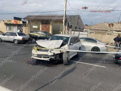 Երևան-Արմավիր ճանապարհին բախվել են «Hyundai Santa Fe»-ն և «Mitsubishi Airtrek»-ը. կա վիրավոր