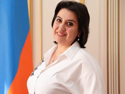 Спикер парламента Армении освободил своего советника от занимаемой должности