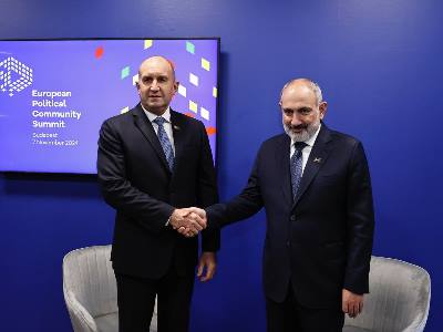 Пашинян представил президенту Болгарии  процесс  вокруг мирного договора между Арменией и Азербайджаном