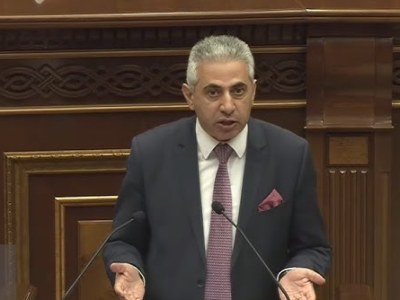 «Ինքնակոչ կերպով իրեն «չոբանի շուն» հռչակած Փաշինյան». Էդգար Ղազարյանի ելույթն ընդհատվեց