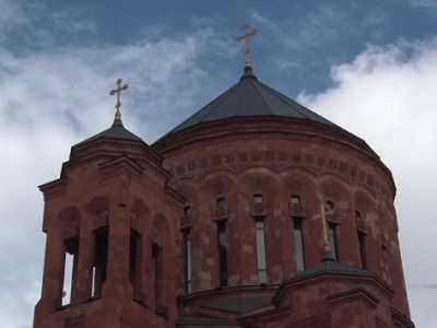 В Кафедральном соборе Преображения Господня в Москве прошел всеармянский молебен за освобождение армянских пленных  