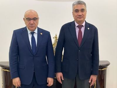 Посол Армении в России встретился с послом Узбекистана Батыржоном Асадовым