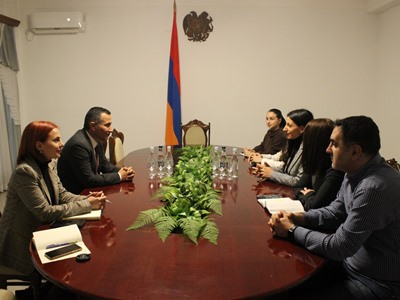Անահիտ Մանասյանը Կապանում հանդիպել է Սյունիքի մարզպետ Ռոբերտ Ղուկասյանի հետ
