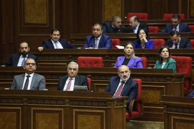 Newspaper: Armenia authorities again could not agree on something with Azerbaijan