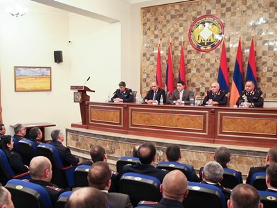 Արգիշտի Քյարամյանն աշխատանքային վերջին խորհրդակցությունն է անցկացրել. նրան ճանապարհել են ծափերով