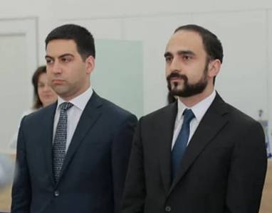 «Հրապարակ». «Պատասխանե՞լ, թե՞ սպասել, մինչեւ լույսը բացվի». Մինչև ուշ գիշեր քննարկել են շոկային հաղորդագրությունը