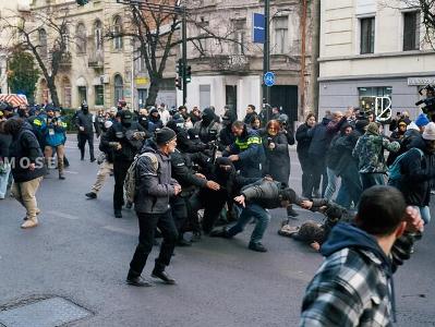 В Тбилиси после разгона акции на Меликишвили были задержаны 12 человек