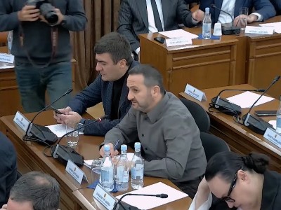 Մոլերի կոշիկների խանութներում ավելի շատ են զեղչեր անում, քան դուք՝ դպրոցականներին ու ուսանողներին. Զարոկյան