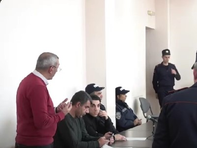 Срок ареста обвиняемого в избиении главы МИД Армении продлили еще на 3 месяца