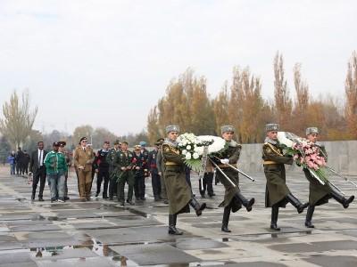 Руководство Международного совета военного спорта посетило мемориальный комплекс «Цицернакаберд»