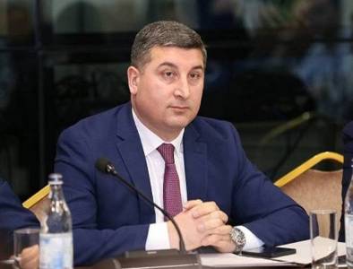 «Հրապարակ». Ով կփոխարինի Գնել Սանոսյանին. Փաշինյանը «գլխատում» է ավինյանական «կուտոկին»