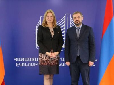 Министр экономики Армении и посол Нидерландов обсудили вопрос диверсификации экспорта