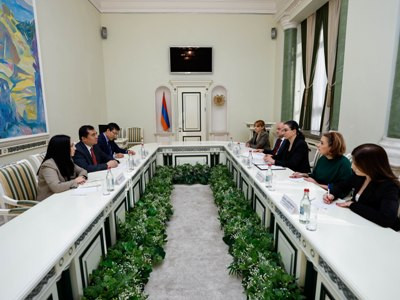 Генеральный прокурор Армении приняла временного поверенного в делах КНР в РА