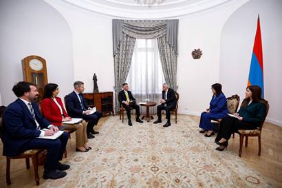 Մհեր Գրիգորյանը ԱԶԲ հայաստանյան առաքելության տնօրեն Լամբերտի հետ քննարկել է Հայաստանում համատեղ իրականացվող ծրագրերը
