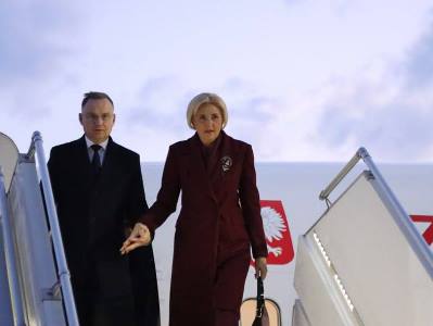 Президент Польши прибыл в Армению