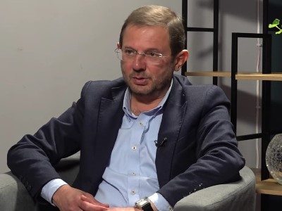 Депутат: Вся госсистема Армении подвергается со стороны Пашиняна траффикингу