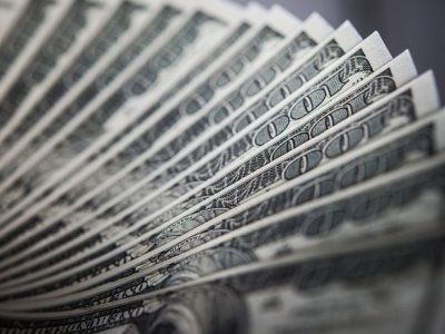 Global Times: Rising US government debt threatens to become problem for global economy