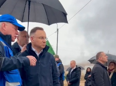 Президент Польши патрулировал армяно- азербайджанскую границу с наблюдателями ЕС