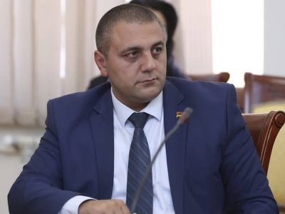 Գյումրիում ինձ ճանաչողների հետ խորհրդակցելուց հետո, կկայացնեմ որոշում. Սարուխանյանը՝ իր թեկնածության մասին