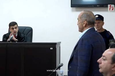 «Հրապարակ». Շոուներով հանրությանը զբաղեցնելու գործը միակ բանն է, որ իշխանությունն անթերի է անում