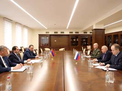 Копыркин представил Папикяну нового атташе по вопросам обороны посольства России в Армении