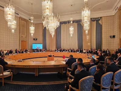 Делегация во главе с вице-премьером РА приняла участие в заседании экономического совета СНГ в Москве