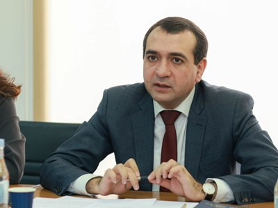 ՏԿԵ փոխնախարարը Նորվեգիայի դեսպանին ներկայացրել է արևային և հողմային էլեկտրաէներգիայի արտադրությանն ուղղված ծրագրերը