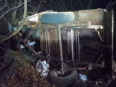 В селе Дсех автомобиль сорвался в овраг: есть пострадавший