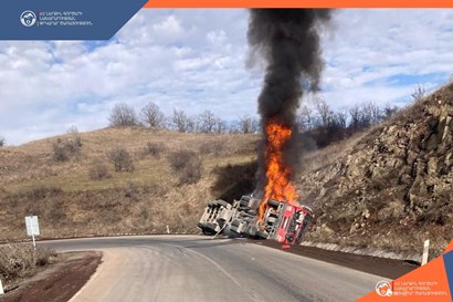 Տաթև-Կապան ավտոճանապարհին այրվում է ավտոցիստեռն