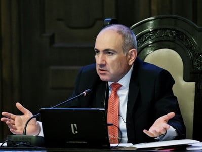Խելագարվելու բան է, պետական ՓԲԸ-ն հատուկ շատ ծախս է անում, որ շահույթ չունենա, որ բյուջեի շահաբաժինը չտա. Փաշինյան