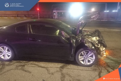 На проспекте Исакова в Ереване столкнулись два автомобиля: пострадавший доставлен в больницу