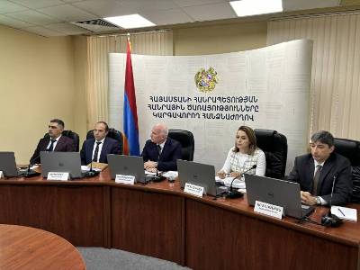 «Грапарак»: Пашинян призвал главу КРОУ не повышать тарифы на электроэнергию – впереди выборы