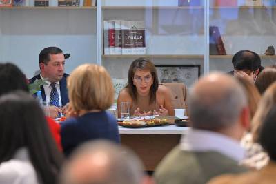 «Հրապարակ». Աննա Հակոբյանը չի ցանկացել խայտառակվել. Ինչու չի կայացել հանդիպումը լրագրողների հետ