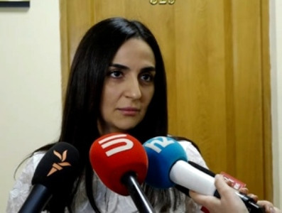 Բռունցքներ և քաշքշուկ չի եղել, ուղղակի դրսում երկար ենք կանգնել․ պատգամավորը՝ Սարգսյան-Ղալումյան վեճի մասին