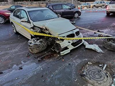 Մալաթիայի թաղապետարանի դիմաց բախվել են «Opel»-ն ու «BMW»-ն. կան տուժածներ